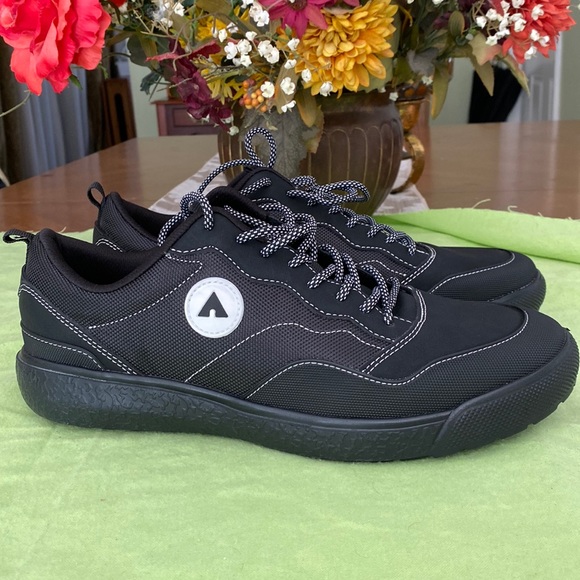 AIRWALK 10.5 sneakers - Picture 2 of 11